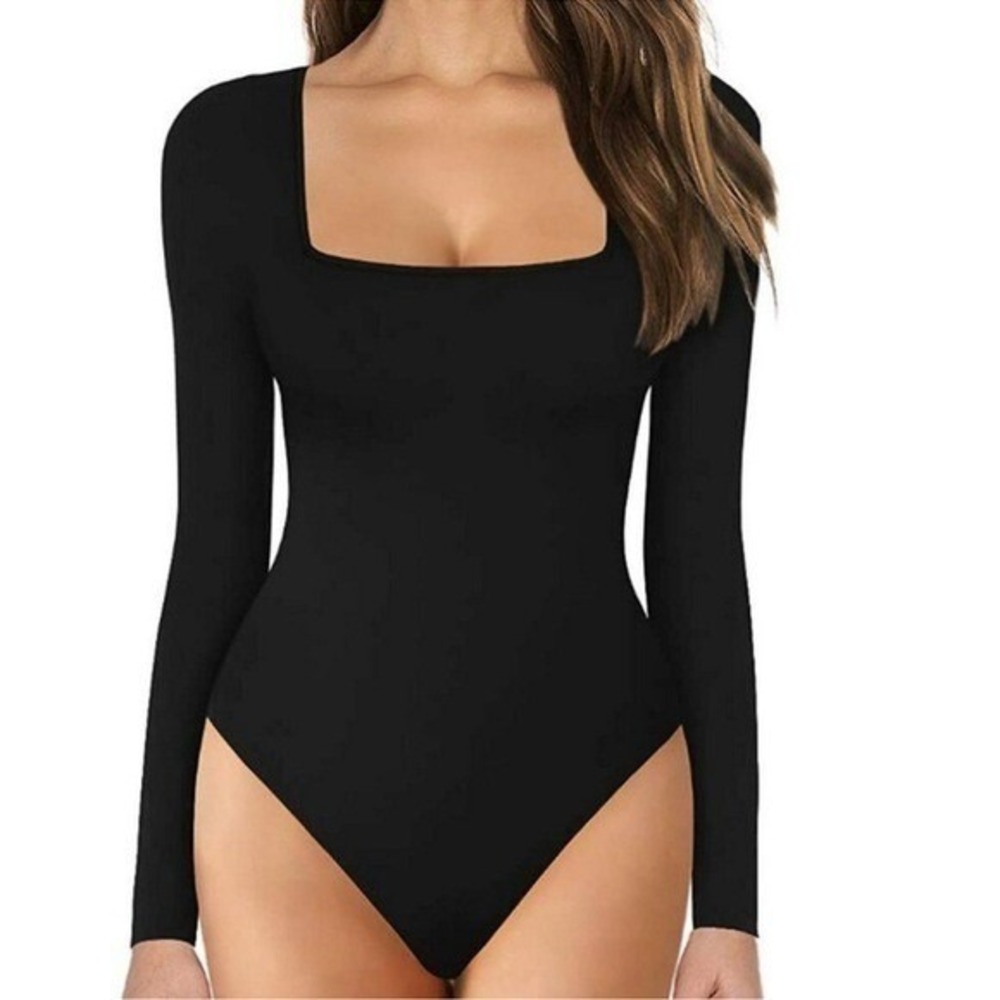 MANGOPOP Square Neck Long Sleeve Tops Bodysuit NWT XS Black Stretch Miminalist